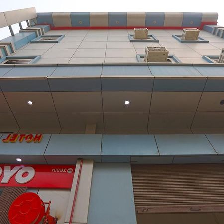 Oyo Flagship 79289 Hotel Grand Keshav Gáziábád Kültér fotó
