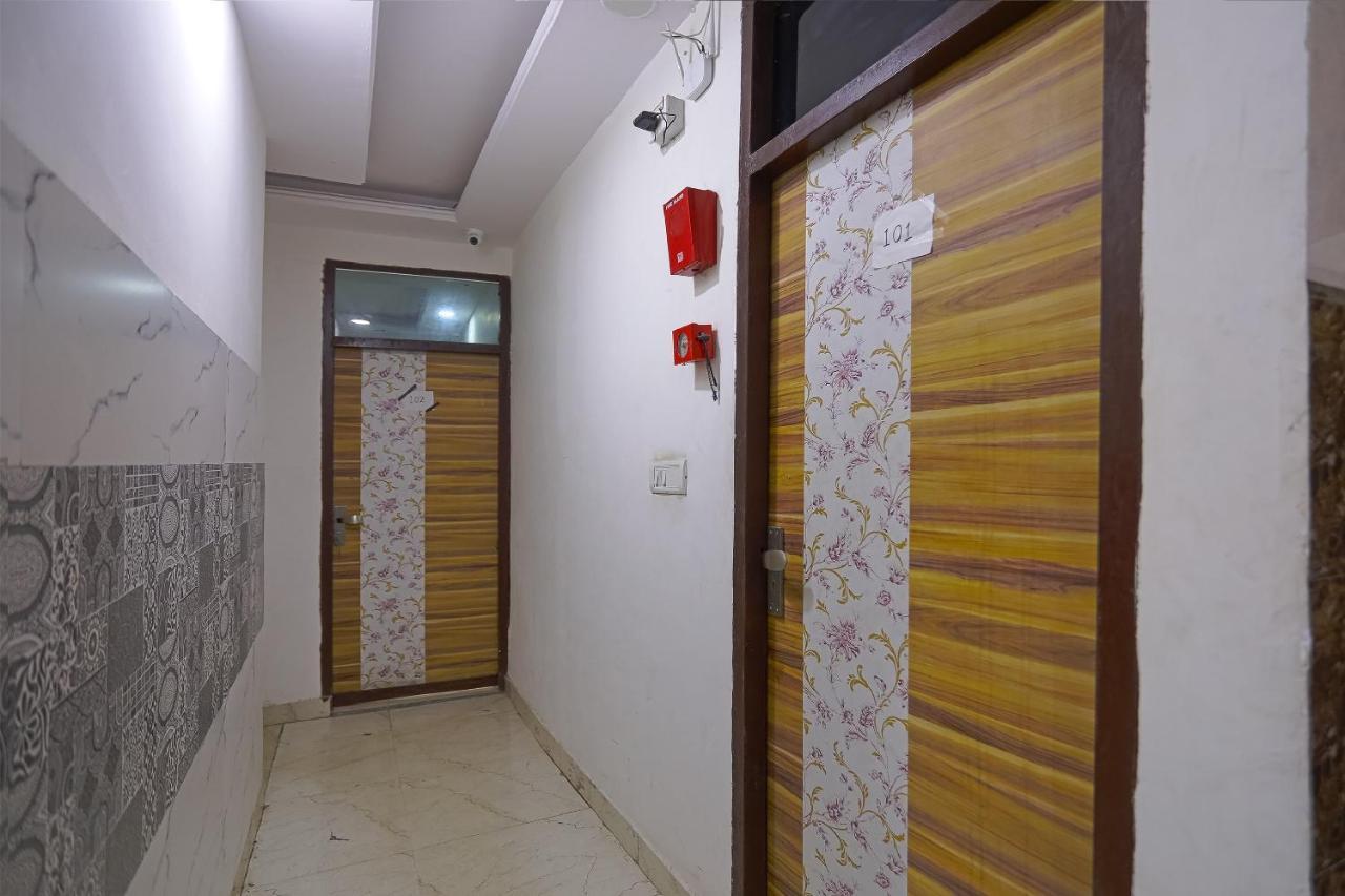 Oyo Flagship 79289 Hotel Grand Keshav Gáziábád Kültér fotó